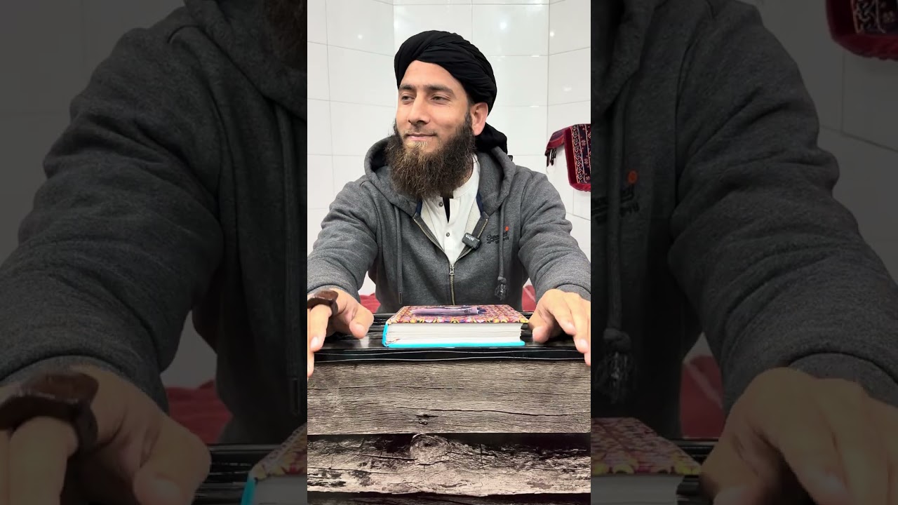 Arab mulkon me Imam ky dono traf salam pherne ky bad salam pherna || امام کے دو سلاموں کے بعد سلام