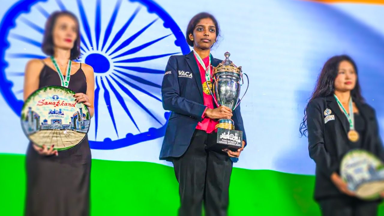 Goosebumps Moment!! National Anthem Played for Vaishali | Women's Grand Swiss Winner