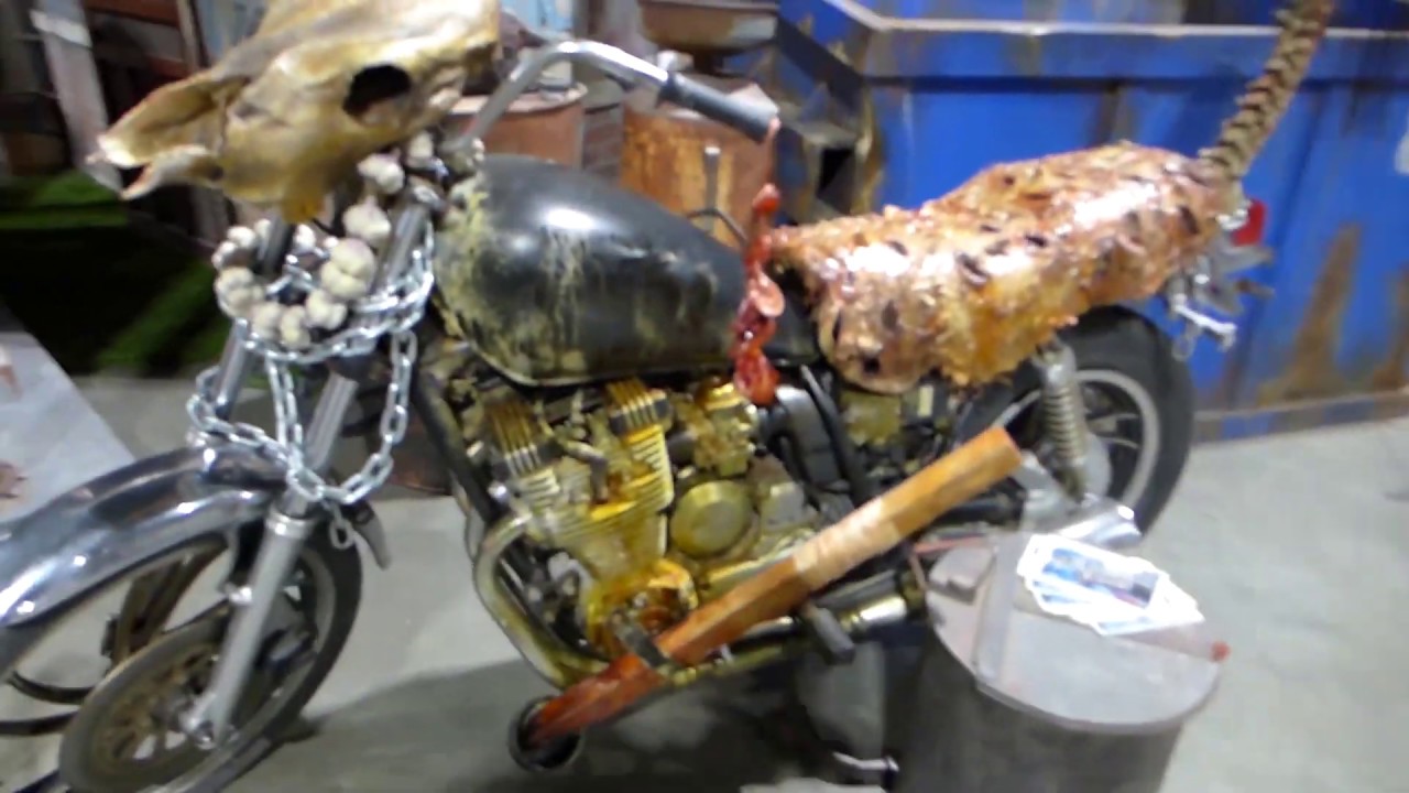 LA Haunted Hayride's awesome booth Display at Midsummer Scream 2019