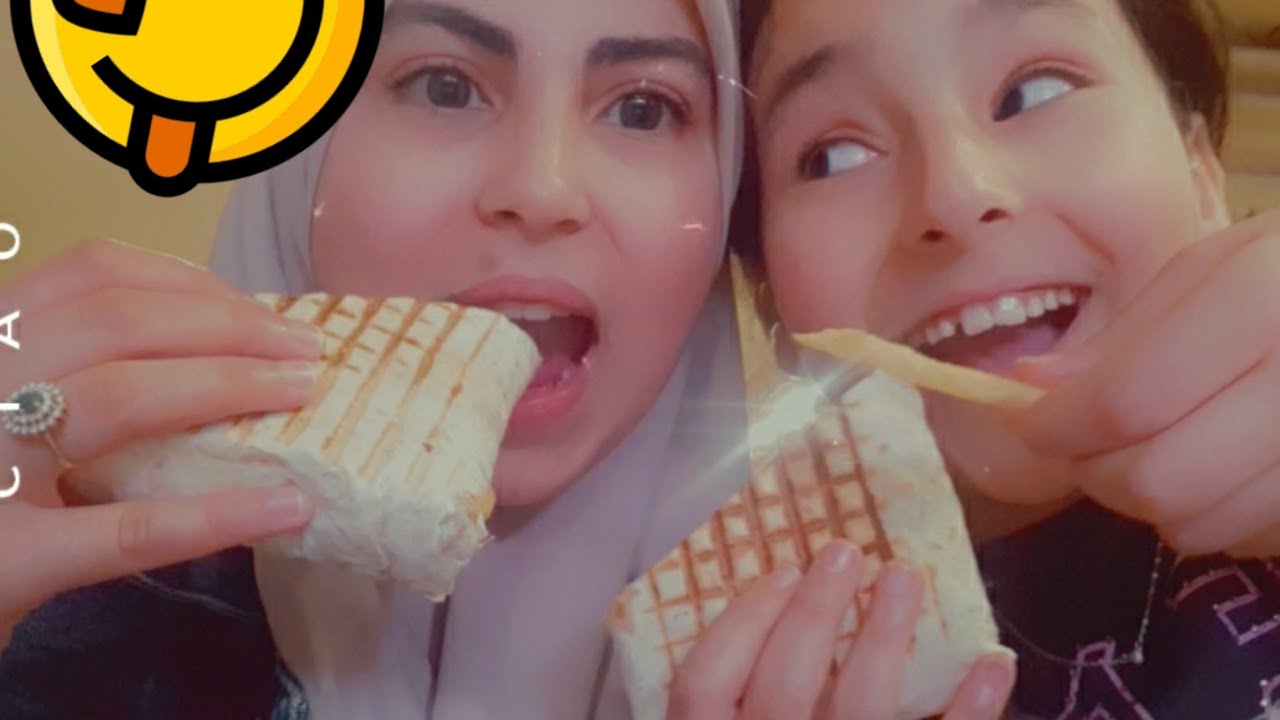 تحدي أكل طاكوس أنا و أميرة شكون لي ربح التحدي 🤔🤔🤔متنا بالضحك 😁😁😁