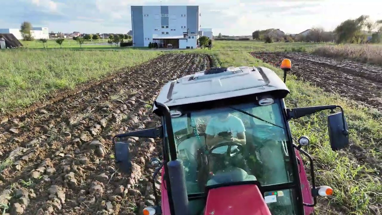Armatrac 704e+ ploughing part 2