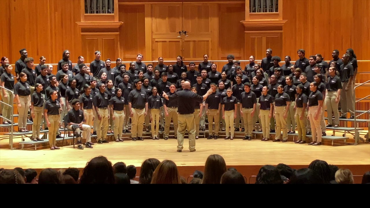 MADAME JEANETTE • CENTRAL ISLIP CONCERT CHOIR