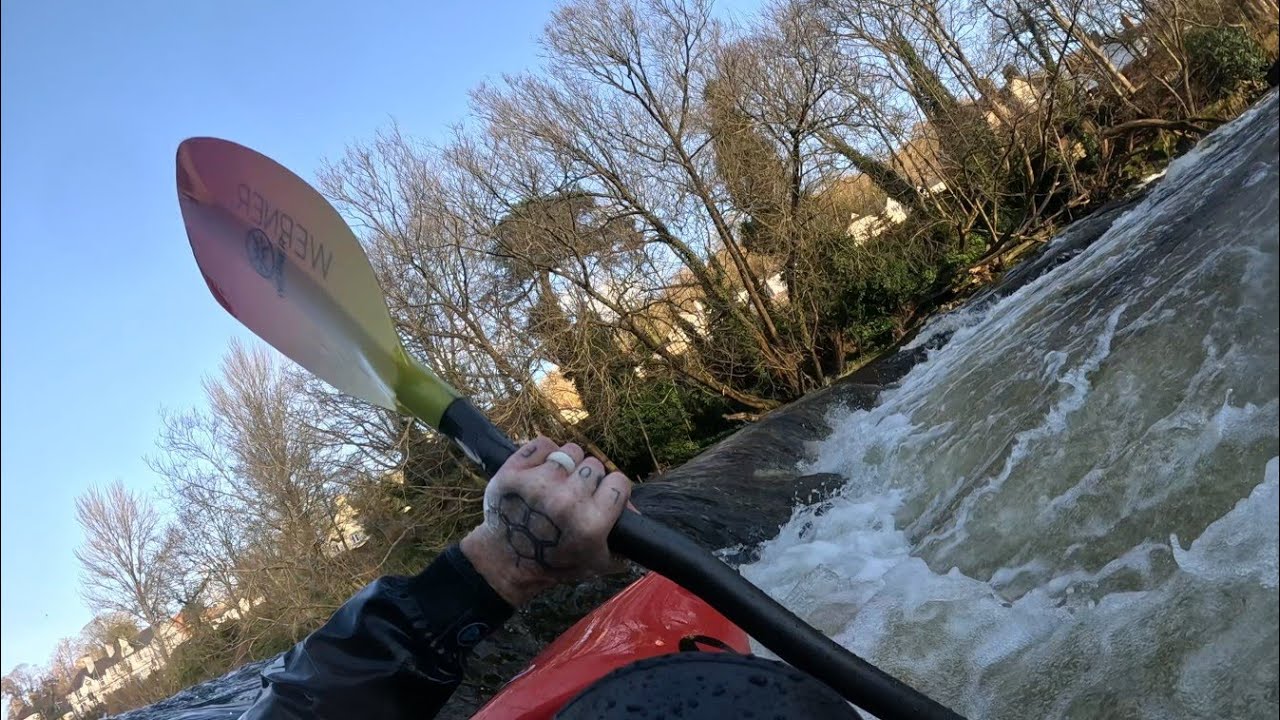 Dee - Town Falls - Boat Chase