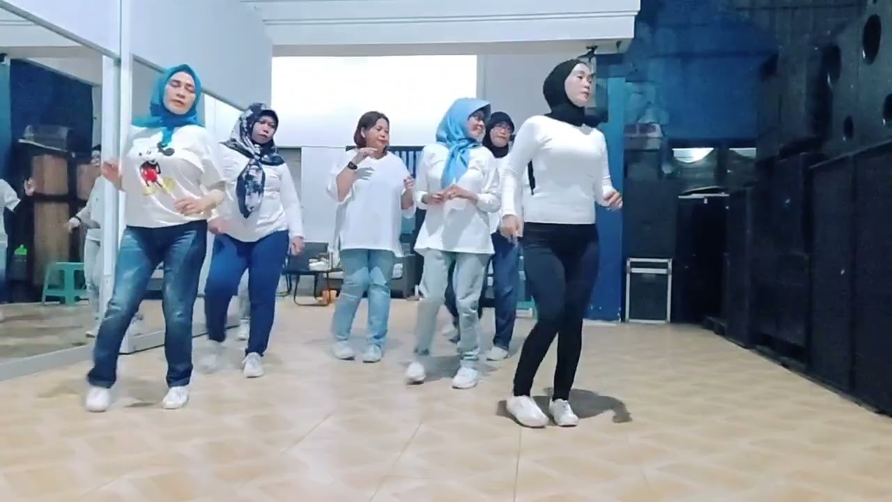 Shine forever line dance, Demo Kristal Ayu, januari 2026