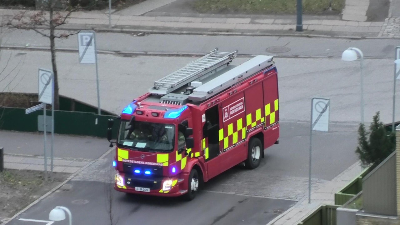 AIR CLIPS fire & rescue combivideo brandbil og ambulance i udrykning feuerwehr einsatzfahrt 緊急走行 消防車