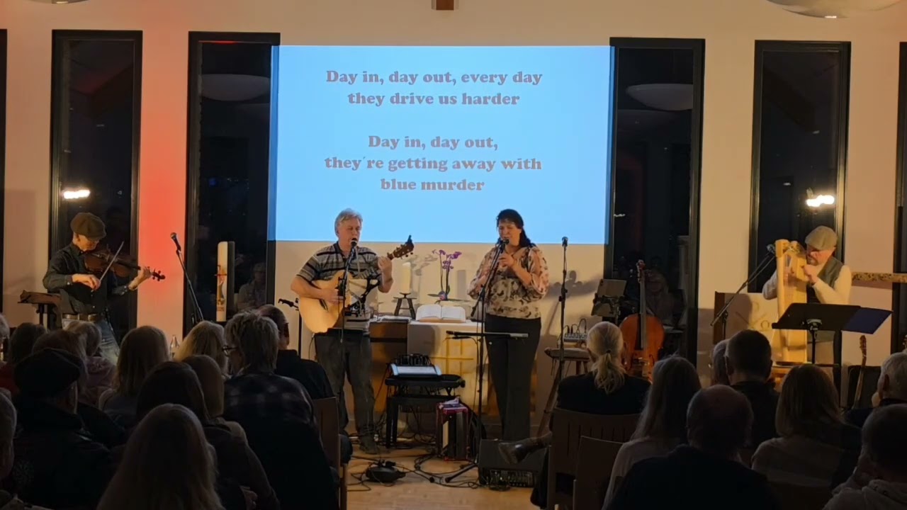 The winding way down to Kells Bay