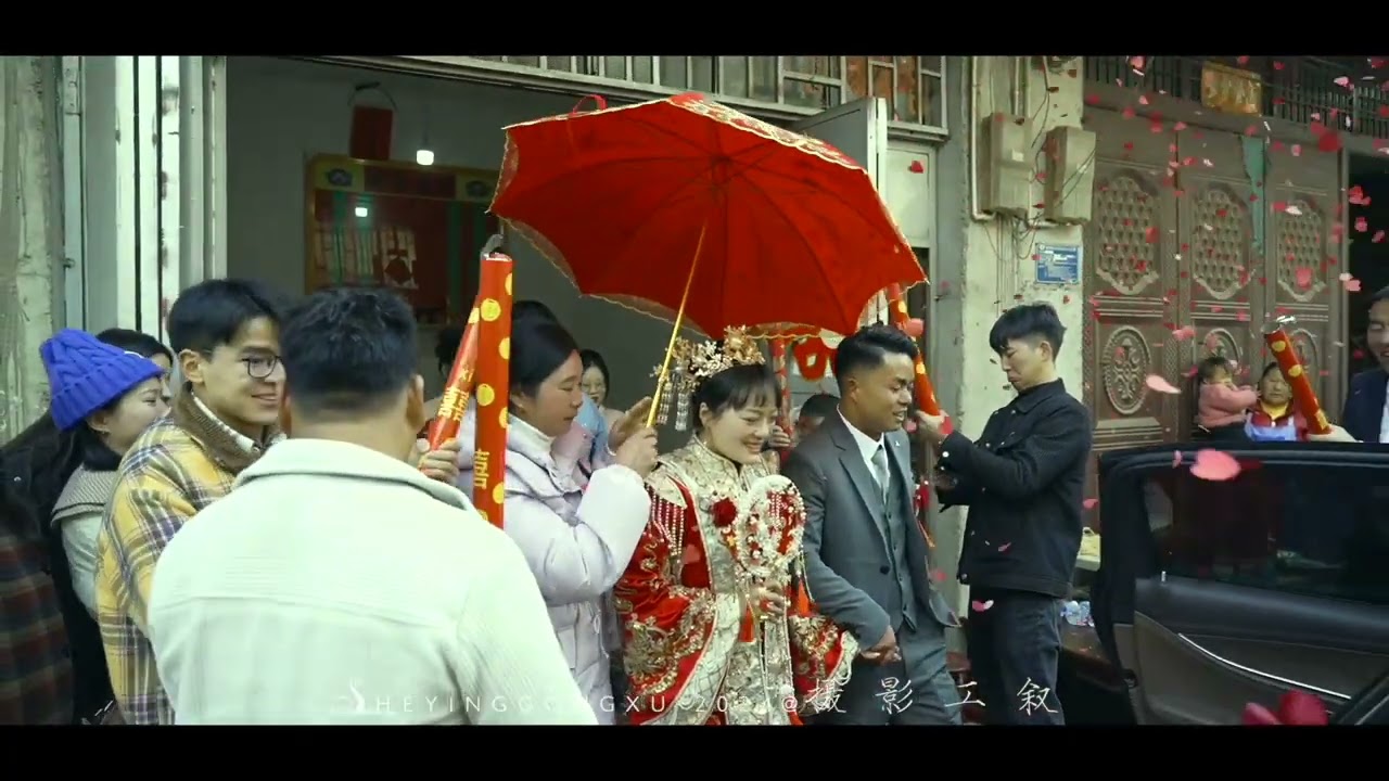 雪中的婚礼虽然冷，却是白头偕老！也有着冬天独有的浪漫与氛围 #婚礼纪 #航拍婚礼 #婚礼跟拍 #镇雄婚礼跟拍 #婚车车队
