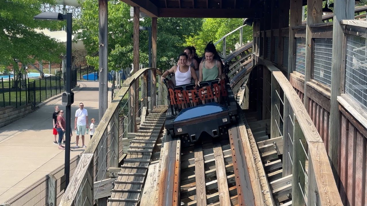 Renegade - Valleyfair! - Great Coasters International - Wooden Coaster