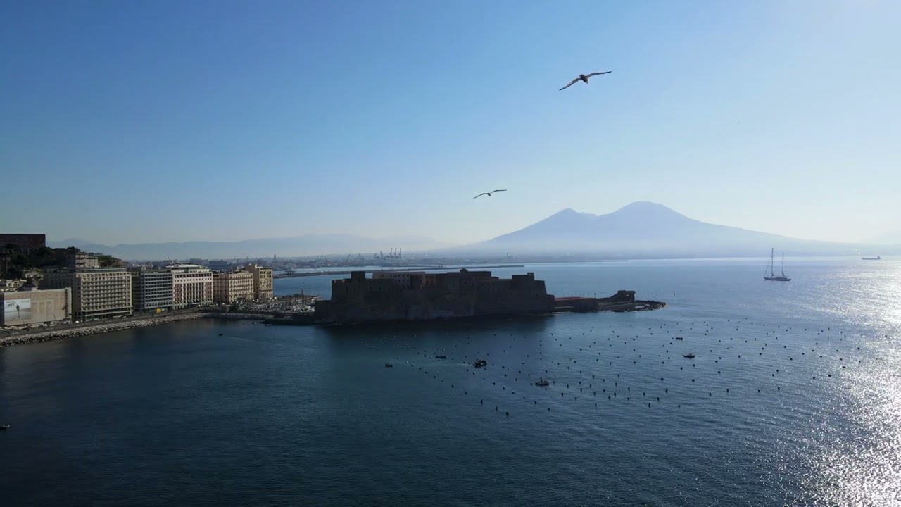 Napoli in 4K | Naples, Italy | cinematic drone video in ultra HD | Vesuvio | Mavic Air 2