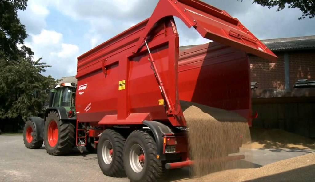 Krampe Big Body 500 mit Fendt 712 Vario und New Holland.m4v