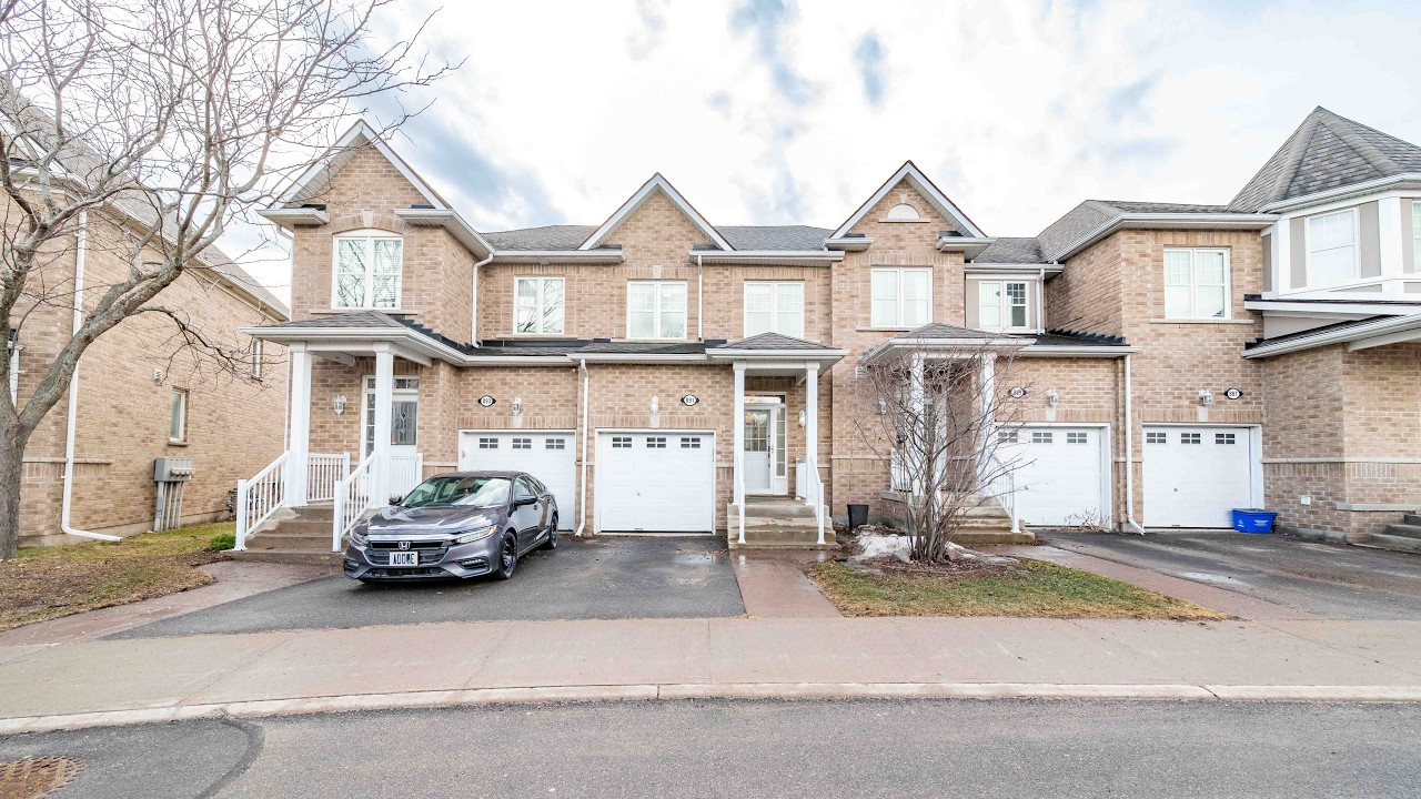891 Newmarket