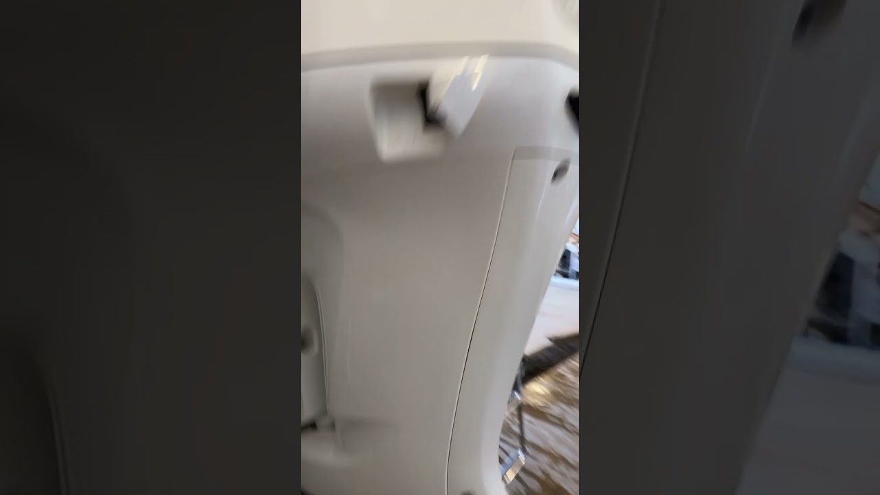 How to service a Yamaha 350 outboard lower drive.