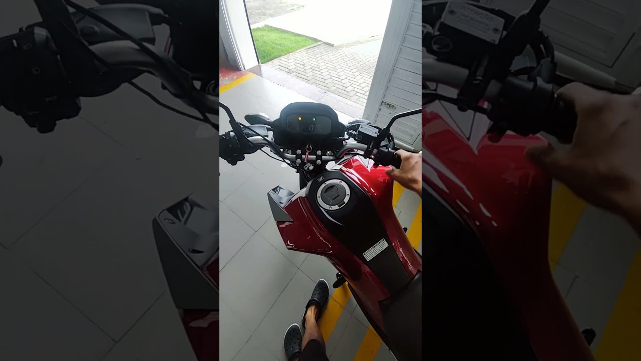 Saindo da concession&aacute;ria com uma moto ZERO KM sem placa - HONDA CG TITAN 160 2025 VERMELHA 🙏🏼