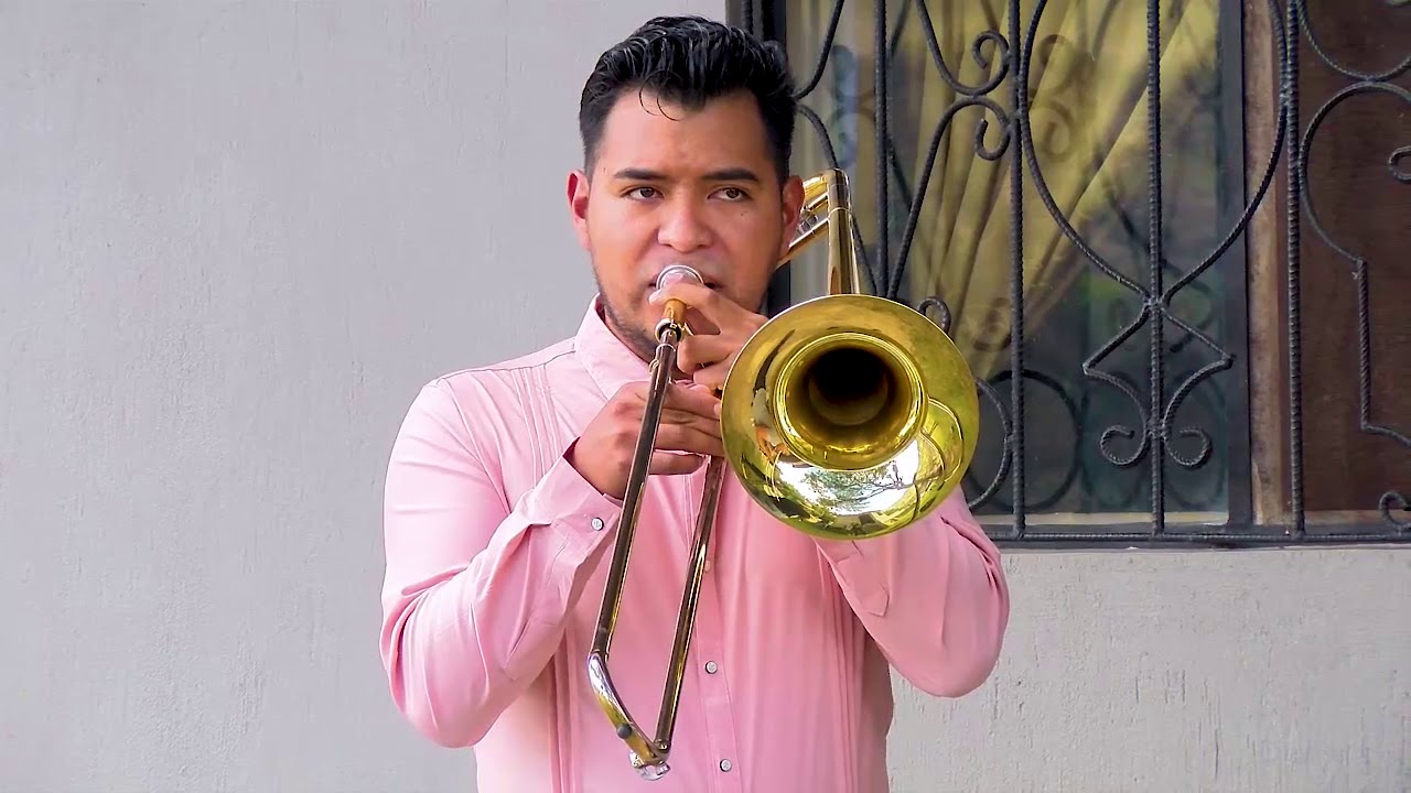 HOMENAJE DE LA BANDA SANTA TERESITA DE CRUZ TOLA A LA SANTÍSIMA VIRGEN DEL CARMEN