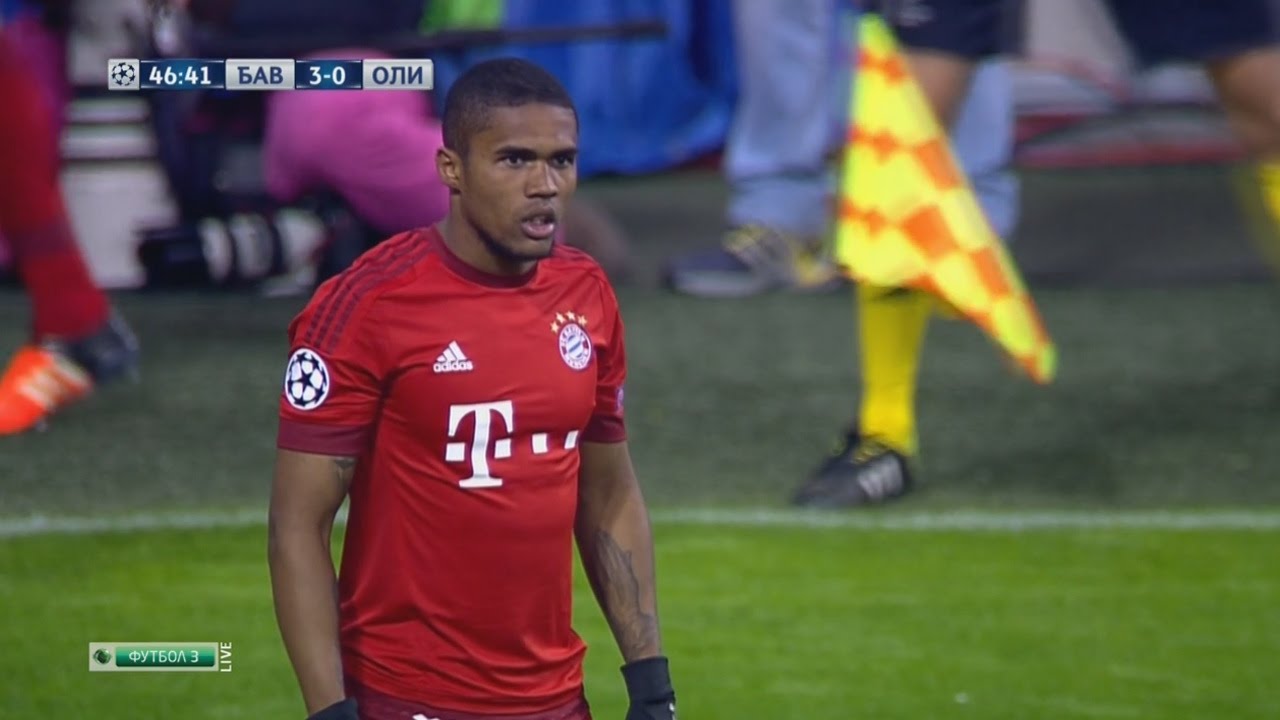Douglas Costa vs Olympiacos Home HD 720p (24/11/2015) by 1900FCBFreak