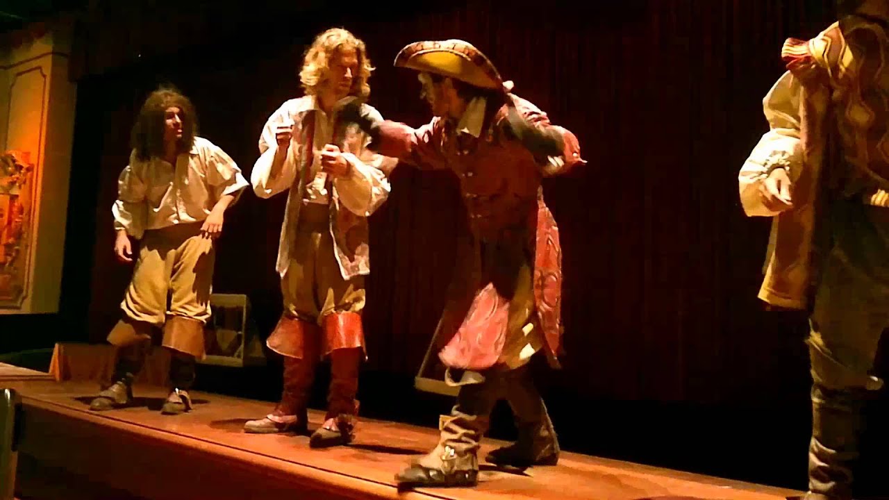 Le prélude des Mousquetaires ( Puy du Fou )