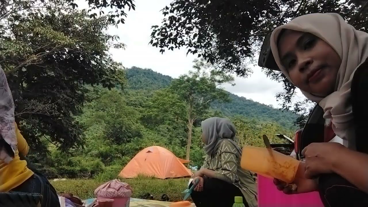 Staycation Keluarga Lembah Bajuin 