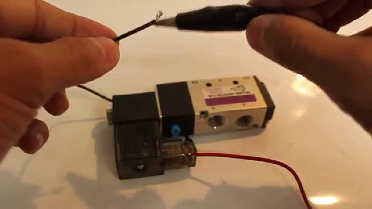 Four-Way Solenoid Valve Demonstration