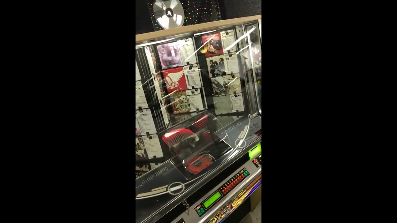 Rock-Ola CD Jukebox 8000X