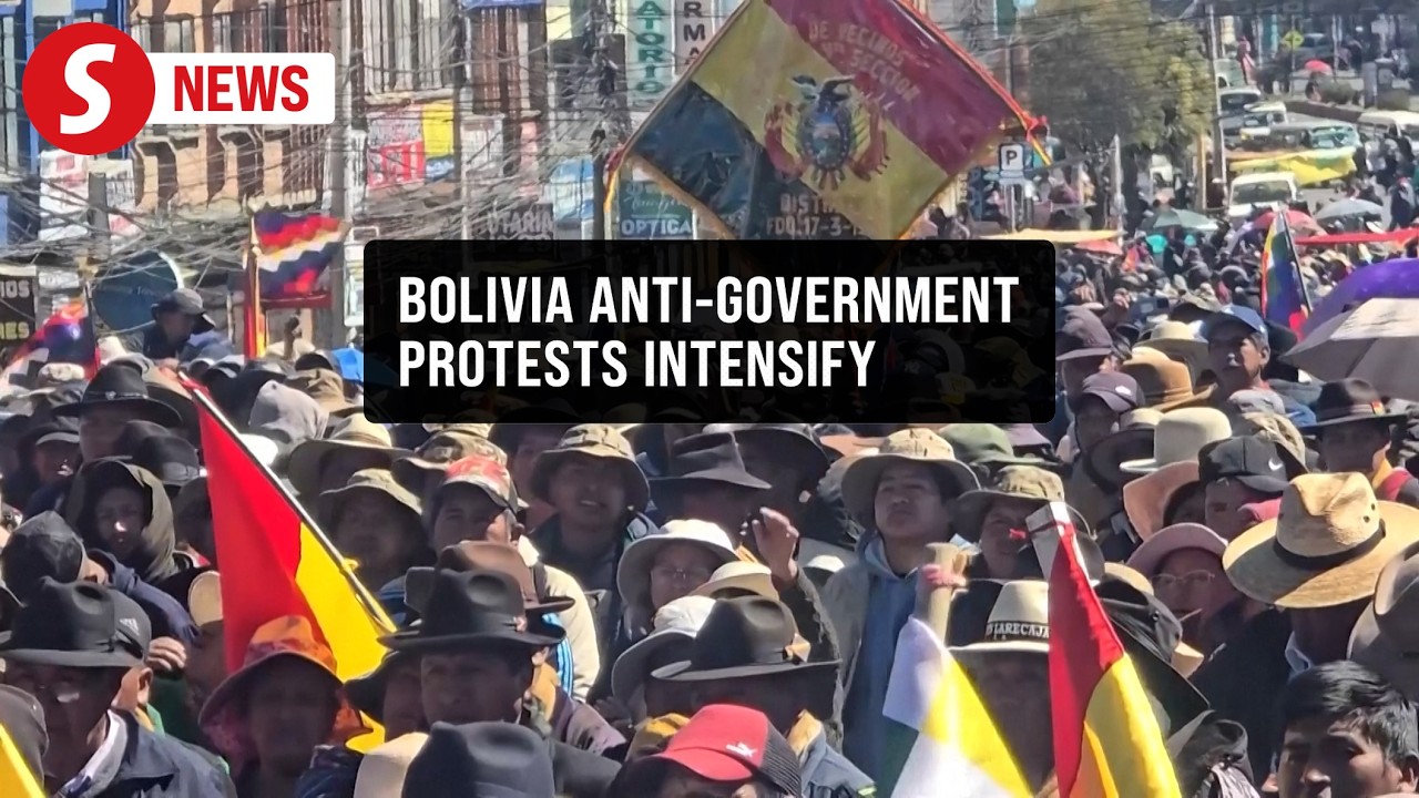 Protesters burn tires demanding Bolivia president step down