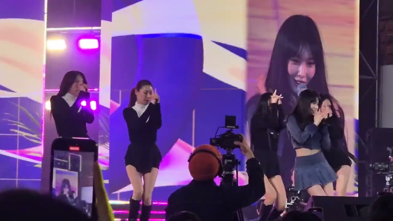 [4K@60fps] 청하(chungha) - 2025 innovate korea in KAIST