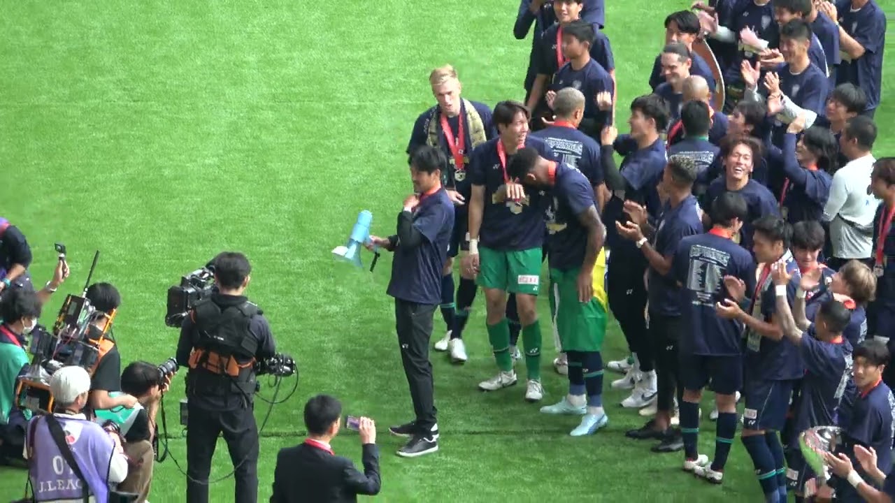 20231104 ルヴァンカップ決勝 アビスパ福岡VS浦和レッズ ゴール裏挨拶
