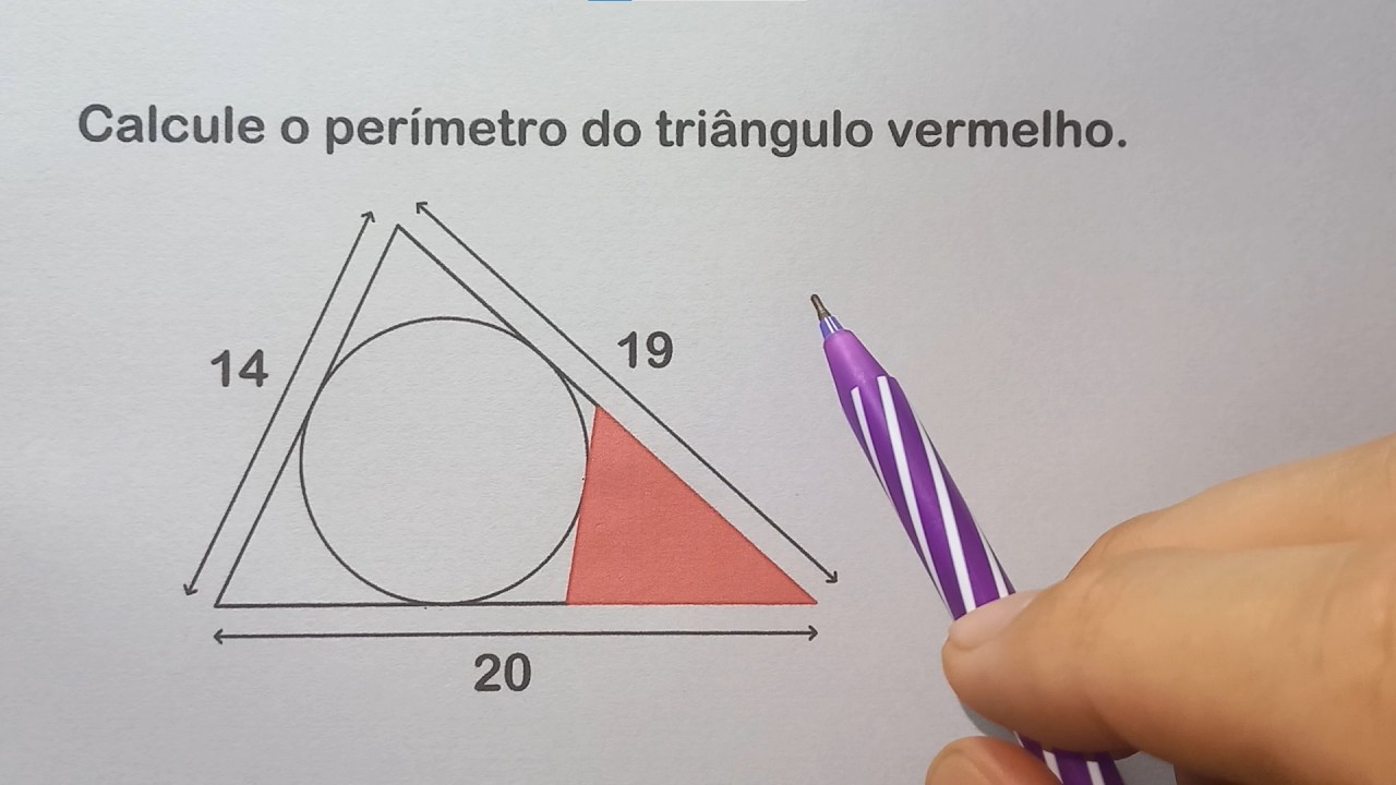 CALCULE O PERÍMETRO DO TRIÂNGULO VERMELHO