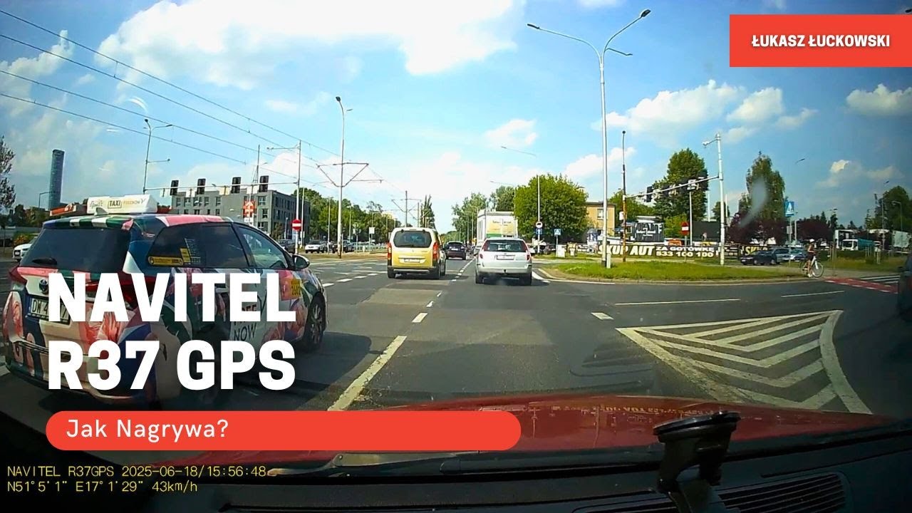 Jak Nagrywa Rejstrator NAVITEL R37 GPS