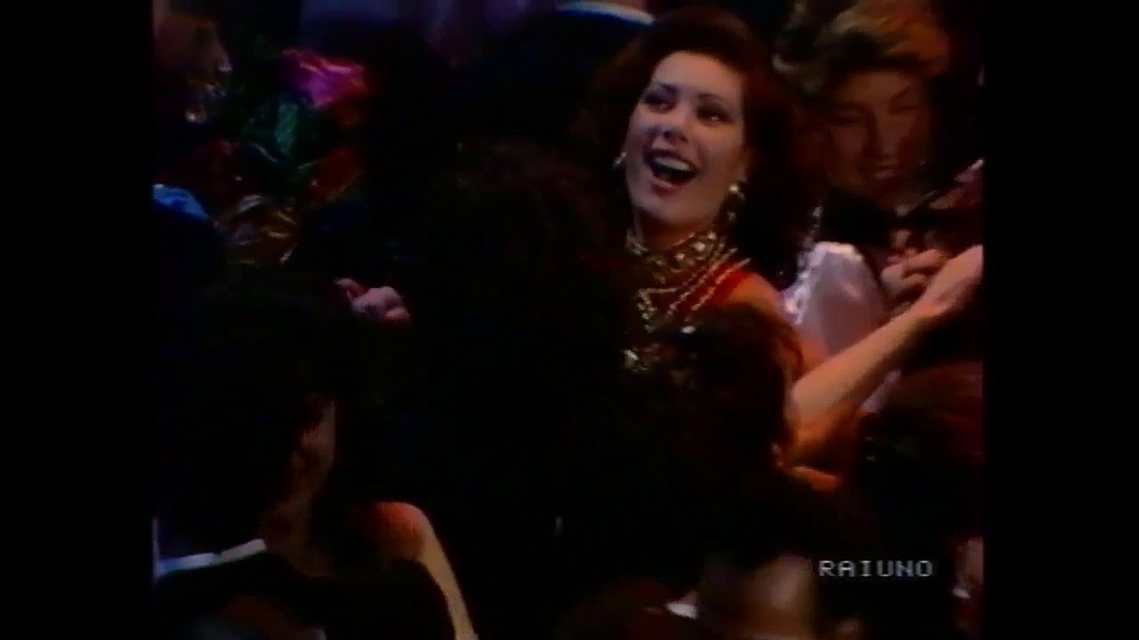 Rai Uno - Reklamy i fragment Sylwestra 1989/90 Annunci e un frammento di Capodanno 1989/90