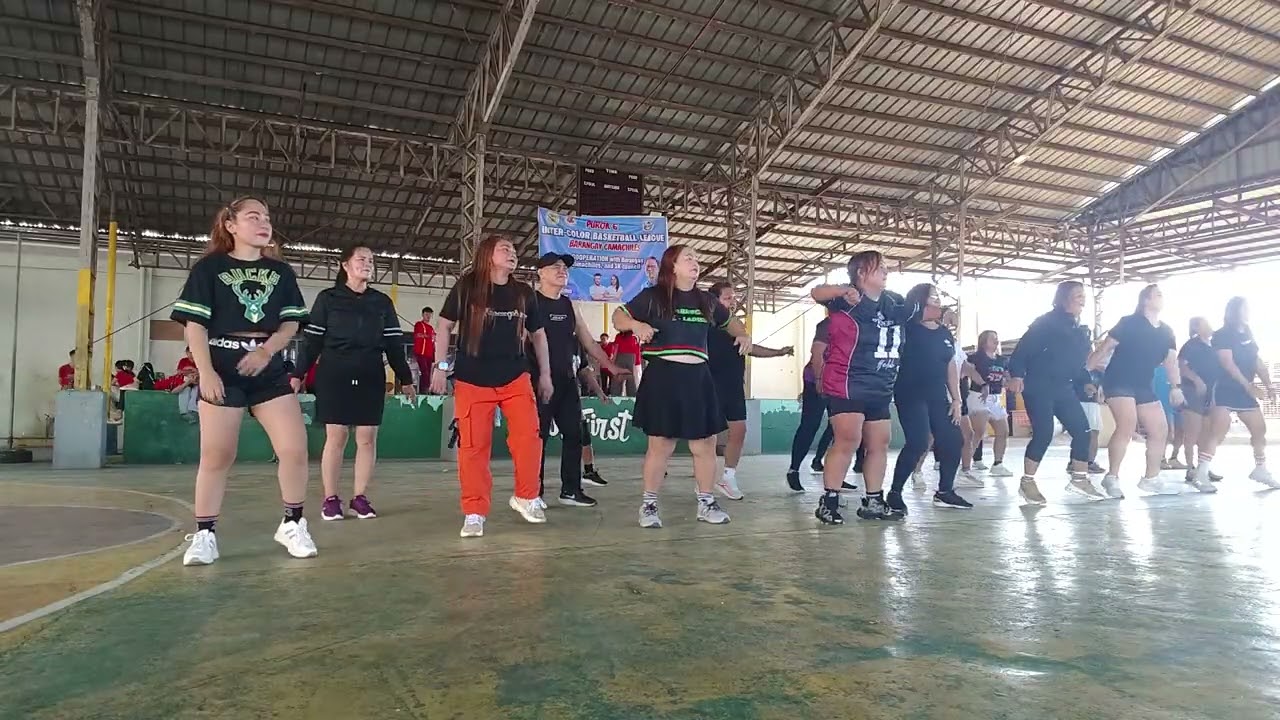 Dance like you don't care the bashers😁😁😁