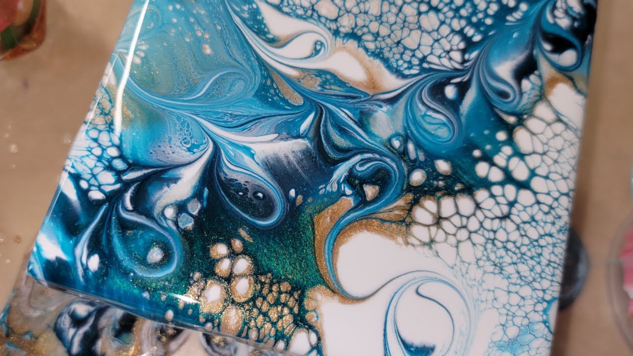 Swipe with resin using colour passion cell base white & TotalBoat TableTop Epoxy