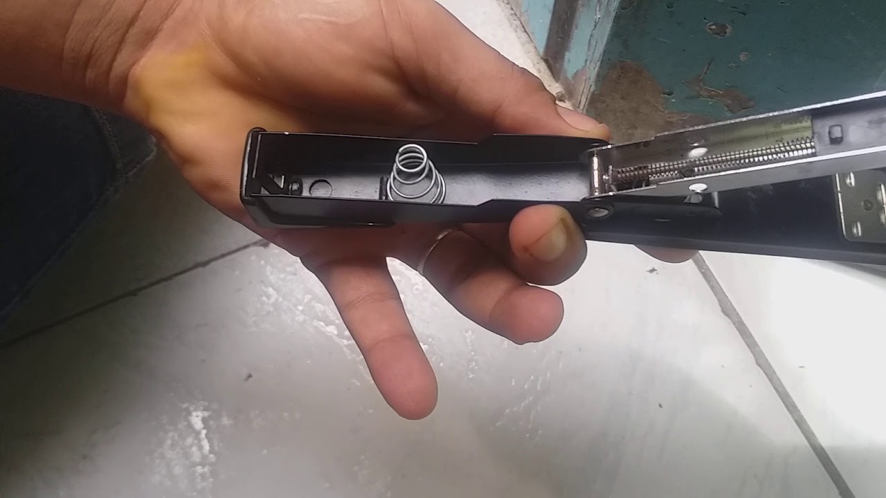 COMO CONSERTAR UM GRAMPEADOR DESMONTADO , FÁCIL  PRÁTICO!