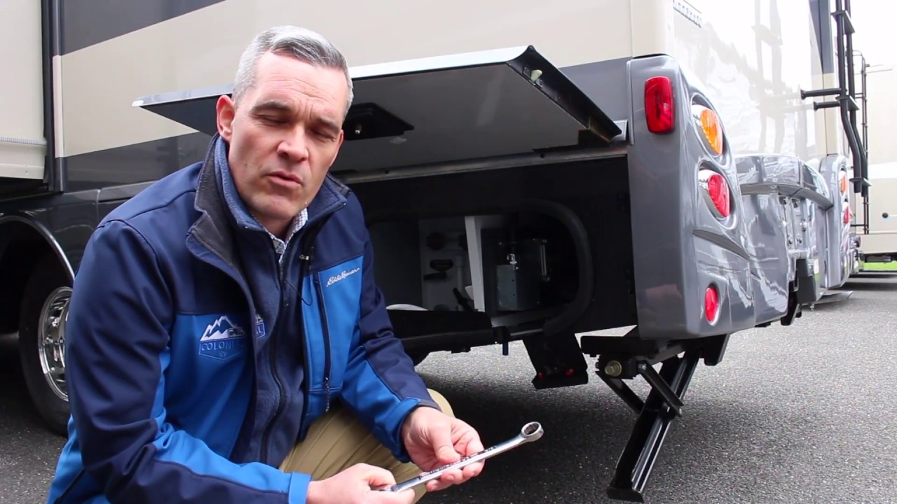 Winnebago's Class B & C Motorhome Electric Jacks Demo