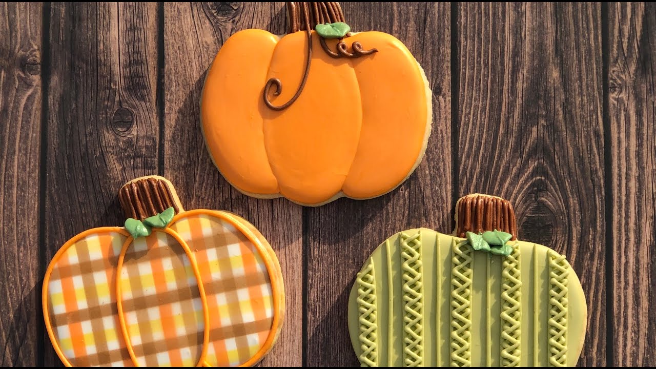 Fall Decorated Pumpkin Cookies
