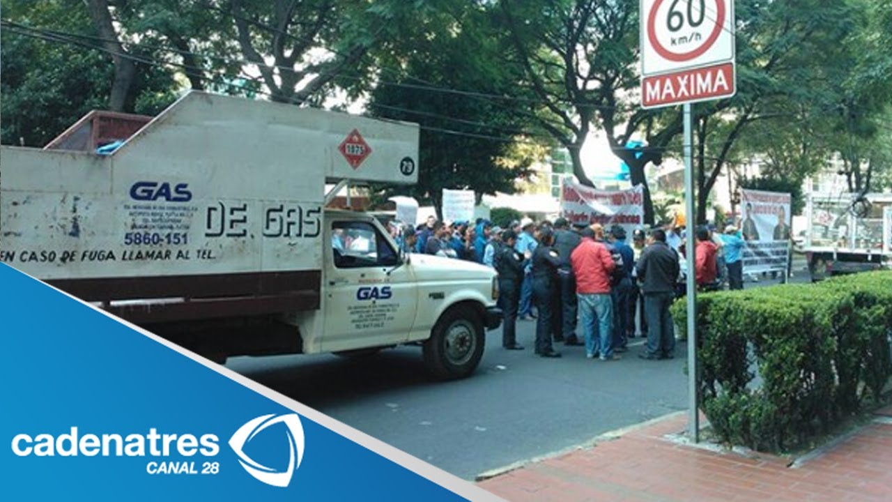 Gaseros inconformes intentan bloquear la calzada Zaragoza