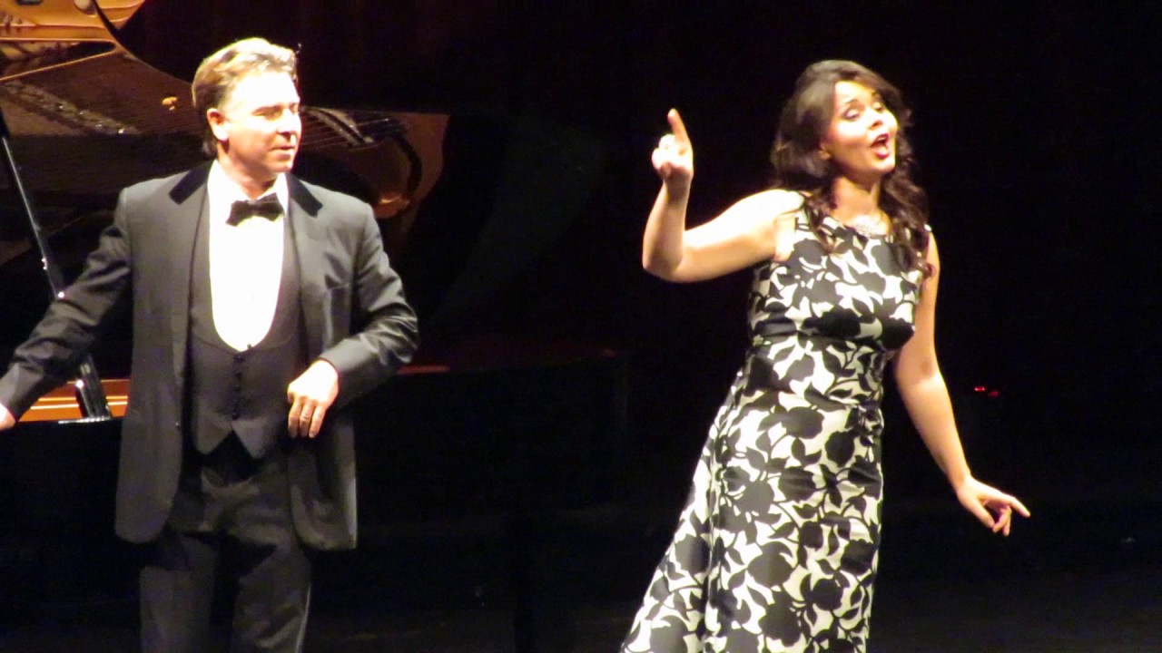 ROBERTO ALAGNA-ALEKSANDRA KURZAK DONIZETTI L'ELISIR D'AMORE 