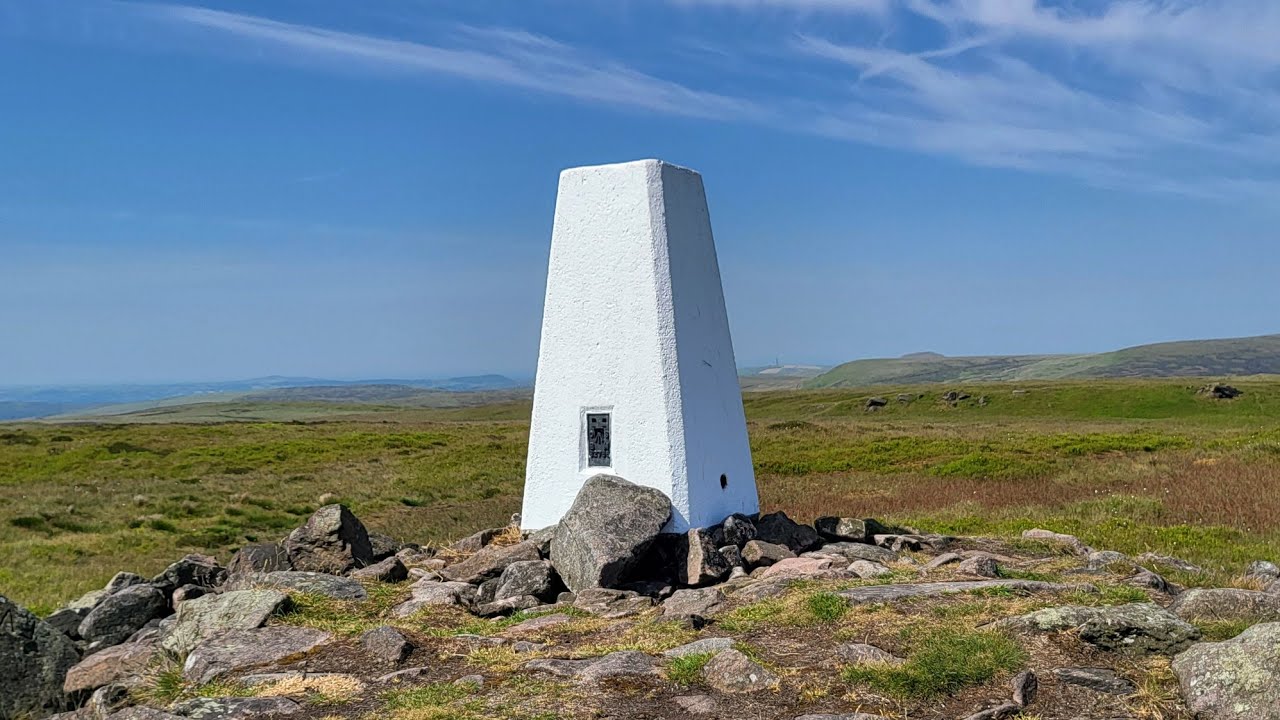 Axe Edge Moor and Burbage Edge.