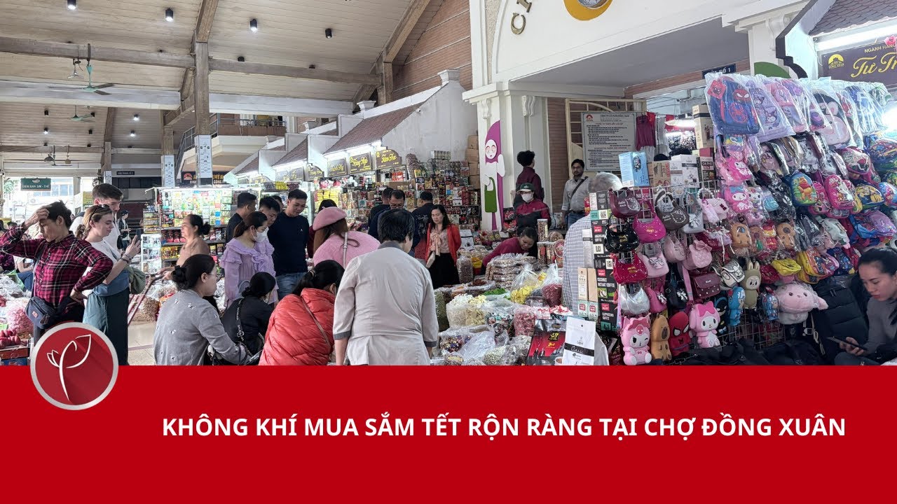Không khí Tết tại chợ Đồng Xuân
