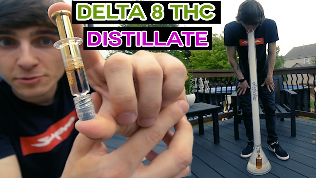 Trying Delta 8 THC Distillate With My 52 Inch Beaker Bong !!
