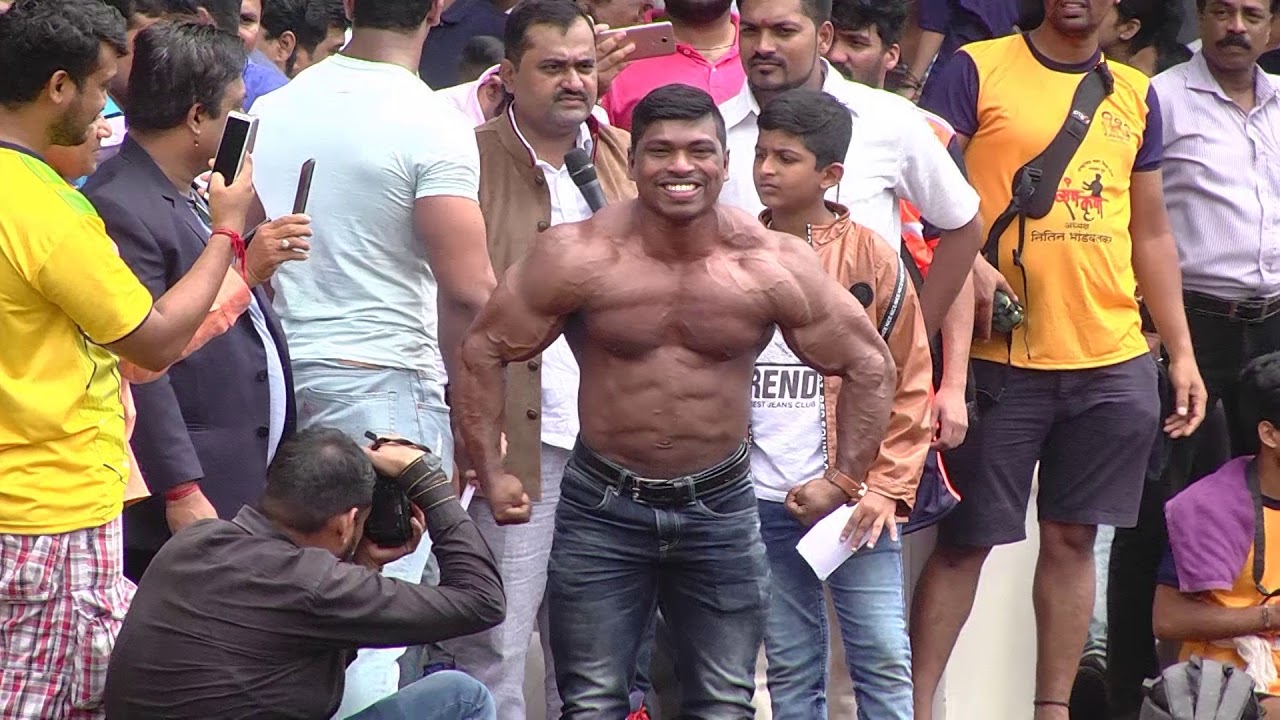 BODYGUARD  Performation at Dahi Handi at Devipada Borivali East