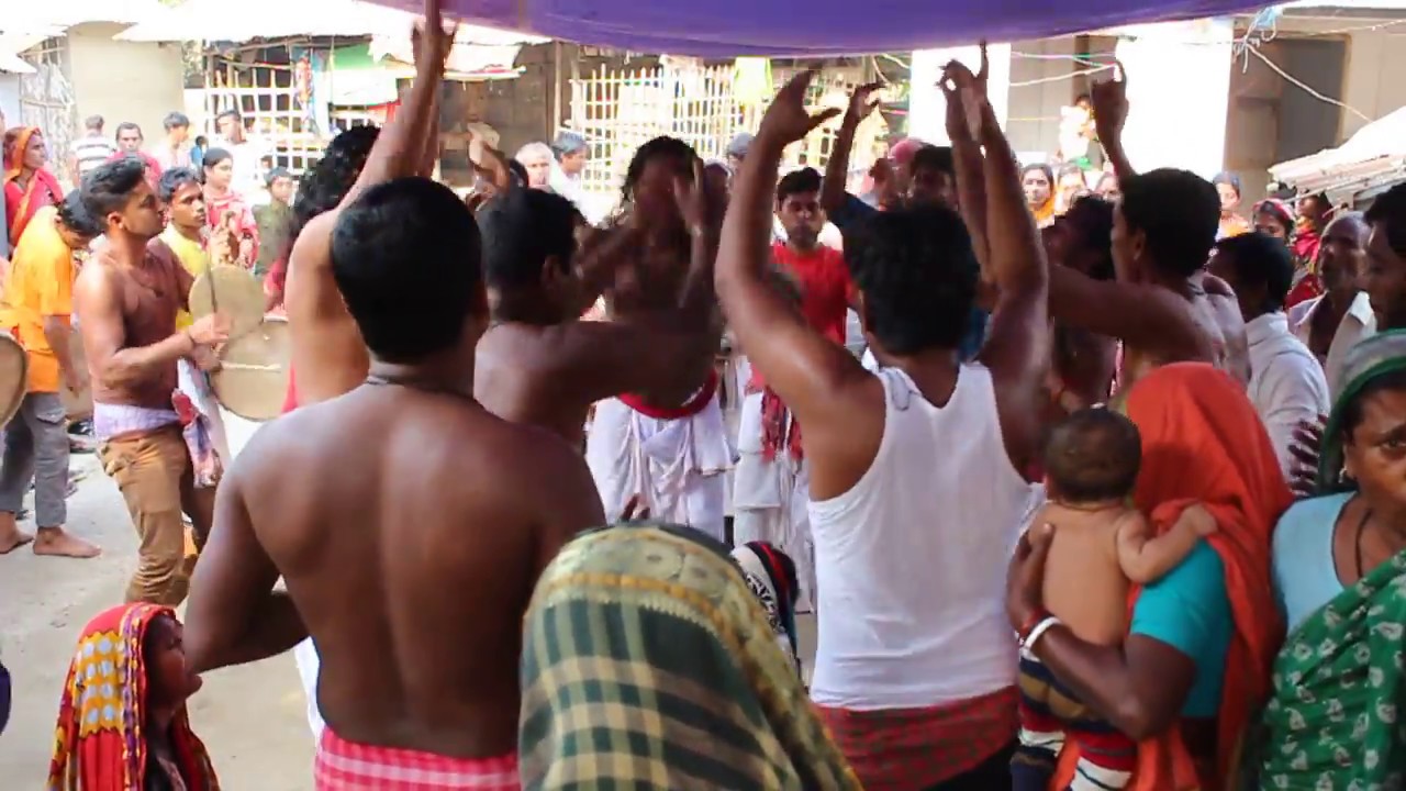 Danka Kitton Hori vokter Bari । ডঙ্কা কীত্তন হরি ভক্তের গৃহ আশ্রমে।Horibol