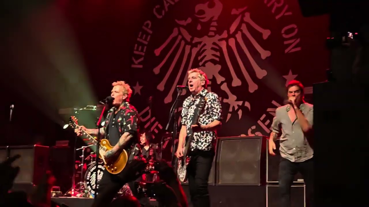 Die Toten Hosen - Spiel mir das Lied vom Tod + Liebesspieler + Urknall - Paris - 09/09/2025