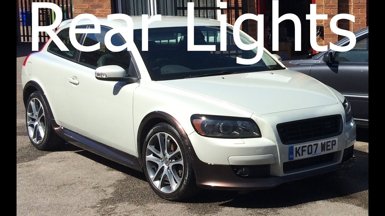 Volvo C30 Rear Light Removal How To Change Bulbs Indicator Brake Tail Sidelight