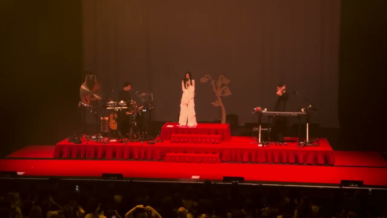 Solann live in Olympia (Paris) - April 9 2025 - Rome / Monstrueuse / Tout cramer