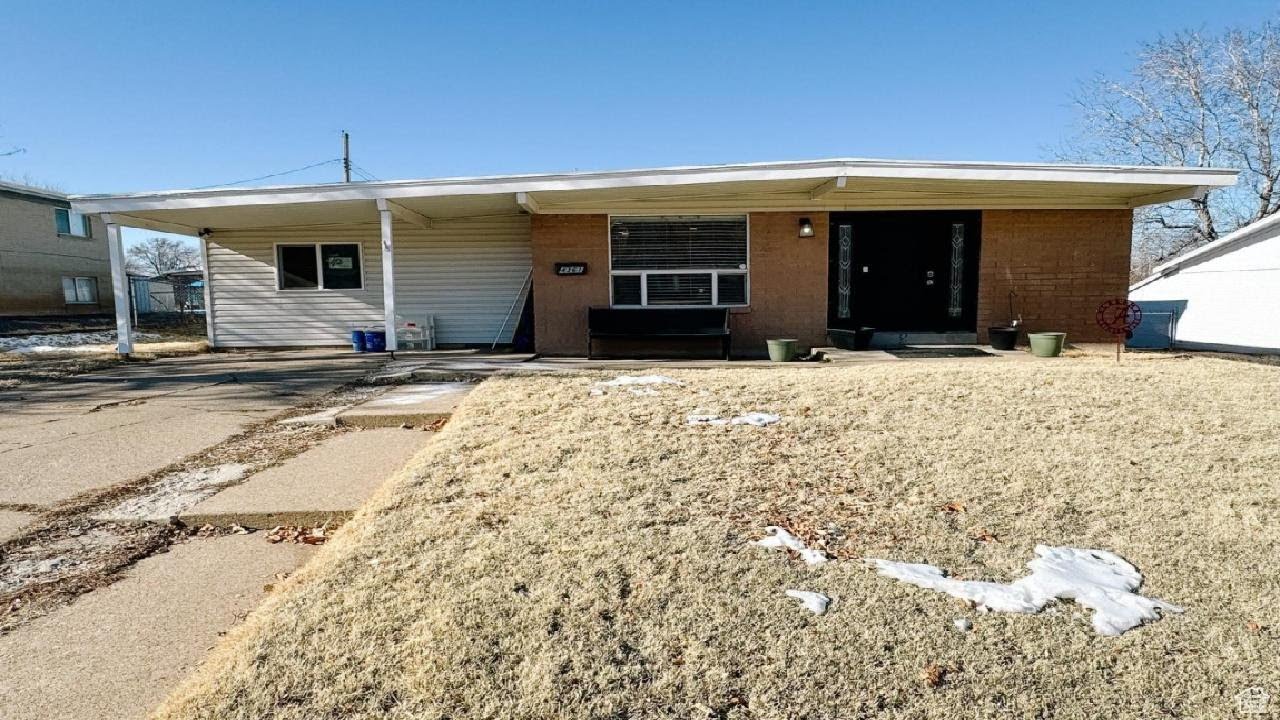 4361 S 900 E, South Ogden, UT Presented by Trevor Scheffler.