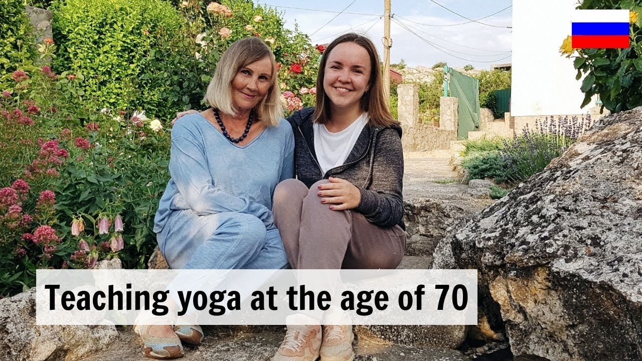 Russian Conversations 69. Teaching yoga at the age of 70! Russian with Anastasia