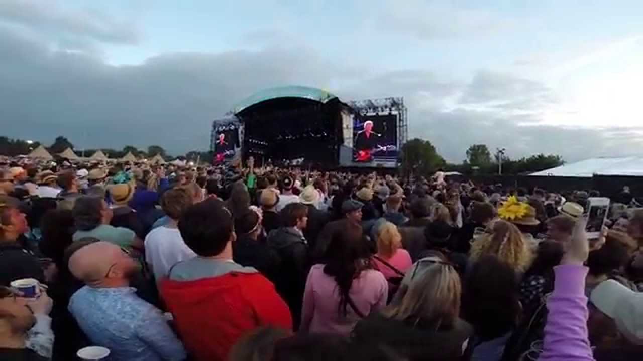 Fleetwood mac-The Chain (live at the Isle of wight Festival 2015) hd