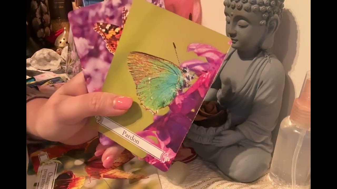 Quelqu'un développe des sentiments pour vous... Tirage sentimental atemporel.