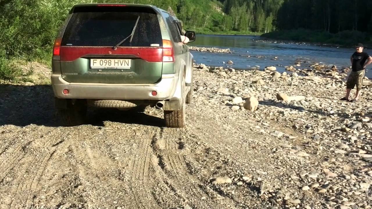 MITSUBISHI CHELLENGER V6 3000 1996