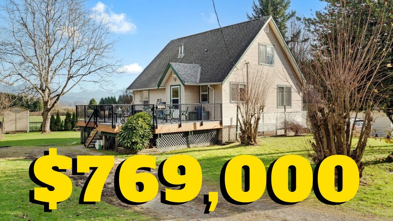 Tour this Abbotsford Country Home on Over a Quarter Acre